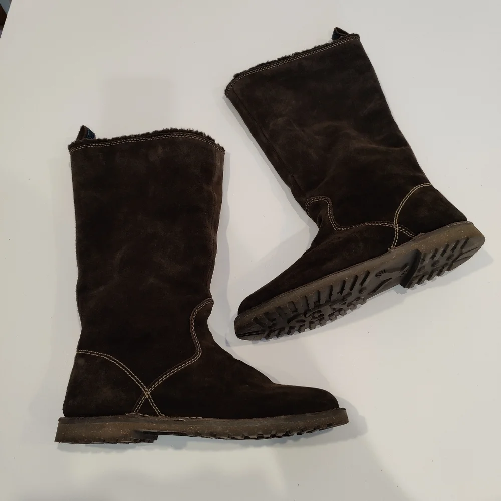 American Eagle Brown Suede Tall Fleece Boots